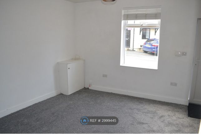 Chorley Road, Blackrod, Bolton photo 3