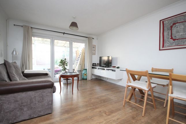 2 Bedroom Houses To Let In Croydon London Primelocation