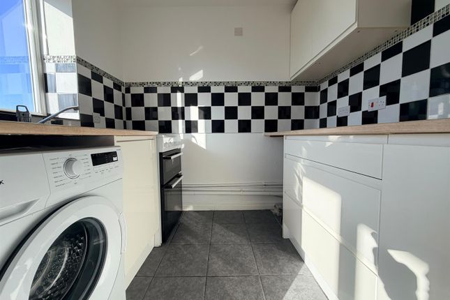 Flat 22, Vincent Lodge, Benbow Drive, Chelmsford photo 2