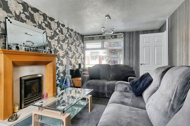 33, Arkle Croft, West Midlands photo 2