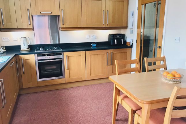 34, Horseshoe Road, Spalding photo 4