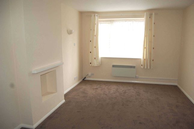 Addlestone House, Chertsey Road, Addlestone photo 4