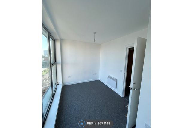 Flat, Kingsley Mews Ley Street, Ilford photo 3