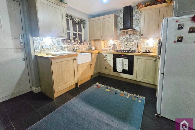 14, Newton Hall Drive, Cheshire photo 3
