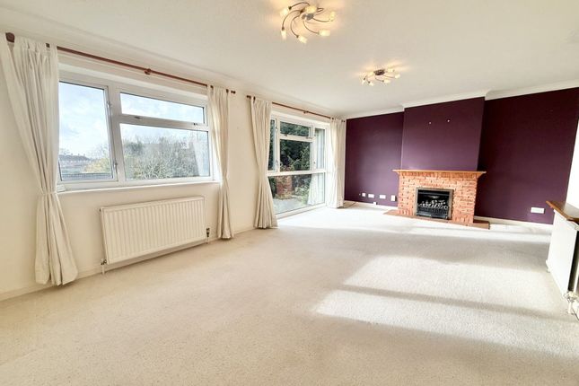 83 Chancellors Way, Exeter photo 3