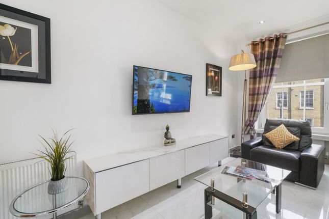 Flat 8, 91, Gloucester Place, London photo 4