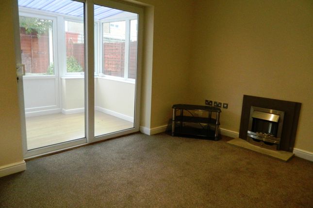 15, Wycliffe Street, Ossett photo 2