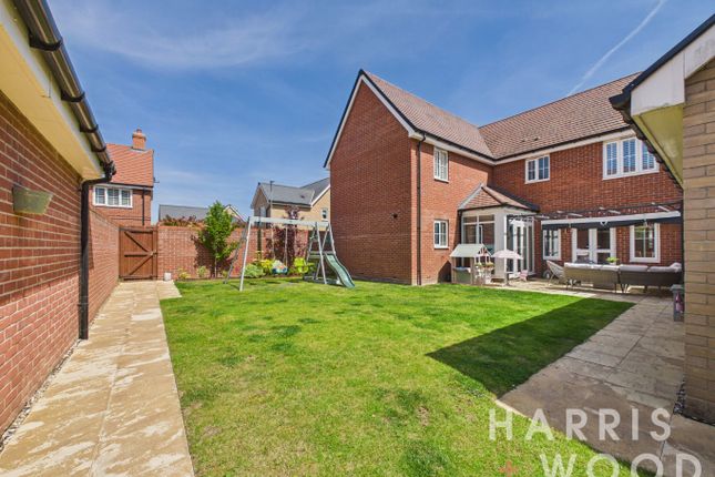 10 Widgery Way, Colchester, Essex photo 4
