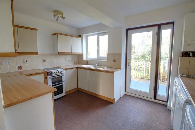 14, Lakeside, Newent photo 3