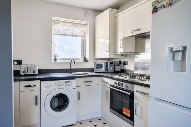 27, Normandy Drive, Bristol photo 3