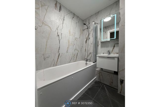 Westbourne Grove, London photo 5