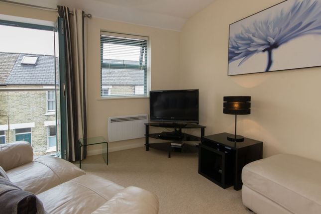 Thumbnail Flat to rent in Stockwell Street, Cambridge