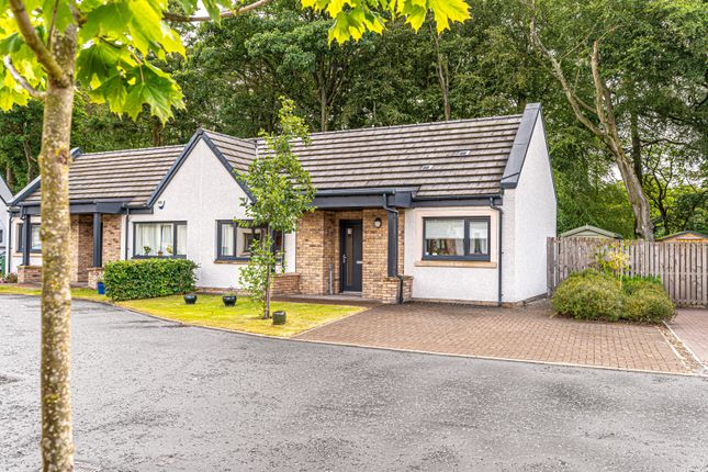 2-bed house on 36, Sir Alan Smith Gardens, Kinross, £305,000