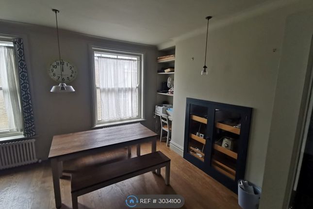 Flat, Bristol House Southampton Row, London photo 2