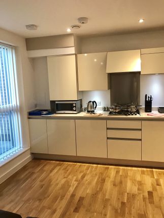 Thumbnail Flat to rent in Manor Road, London