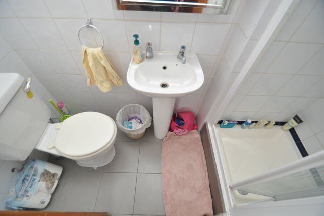 Room 13, 754, Holloway Road, Upper Holloway photo 4