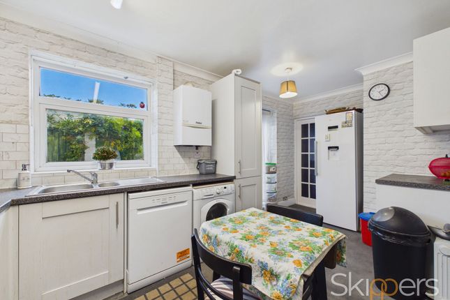 49 Twelve Acres, Ashford photo 3