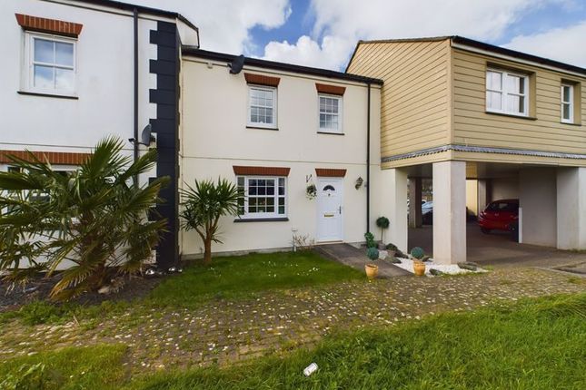 Thumbnail Terraced house for sale in Chyandour, Redruth