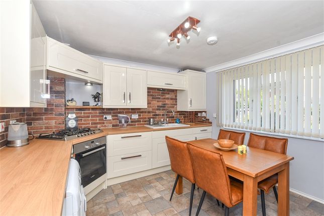 Glebe Way Kennington, Ashford photo 4