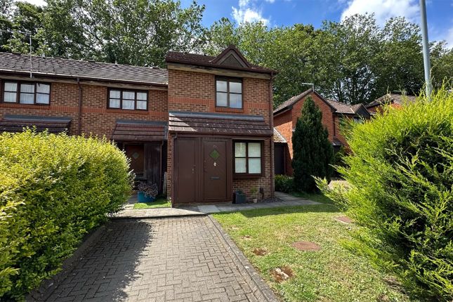 1-bed house on 24, Stonefield Park, Maidenhead, £260,000