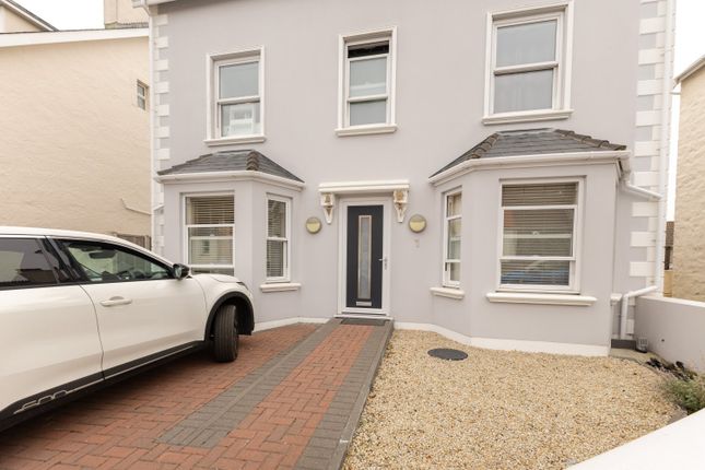 2-bed flat on No. 1, Gorey Drive,, Route Des Coutures, Guernsey, £2,350/mo