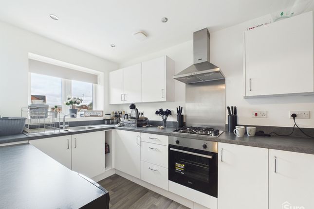 8 Parkinson Road, Burton-On-Trent photo 2