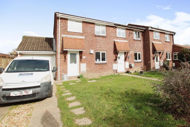 3 Bedroom Semi Detached For Rent