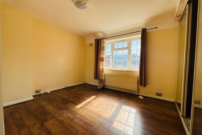 147, Abbots Road, Edgware, HA8, Edgware photo 5