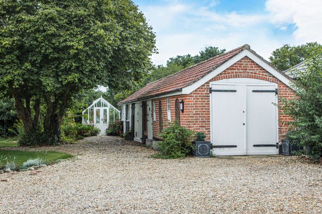 206 Norwich Road, Dereham photo 4