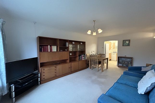 Flat for sale in Lynwood, Victoria Road, Wilmslow