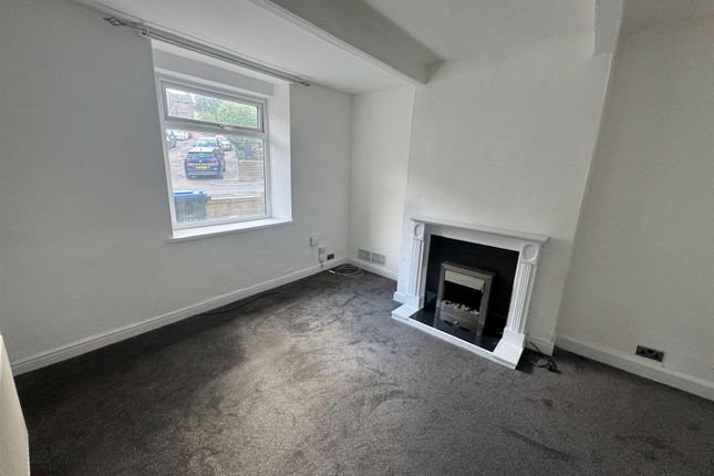 85, Cross Roads, Keighley photo 2