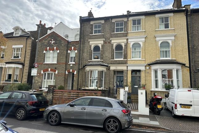 1-bed flat on 7b, Rosehill Road, London, £305,000