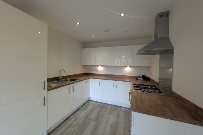 4, Swift Way, West Yorkshire photo 2