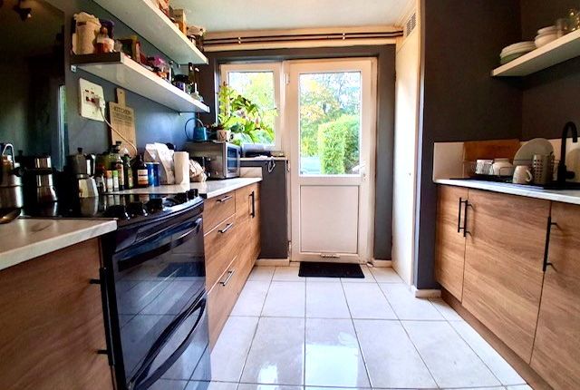38, Tenby Close, Cambridge photo 3