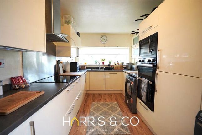 12, Links Road, Poulton-le-Fylde photo 4