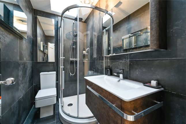 Basement Flat, 40, York Street, London photo 2