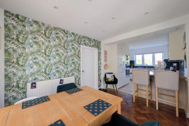 6, Firwood Drive, Gloucester photo 4
