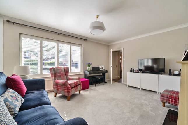 Ewemove Harrogate Living Room