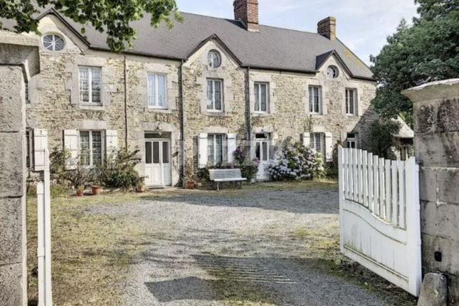 Country house for sale in Quettreville-Sur-Sienne, Basse-Normandie, 50660, France