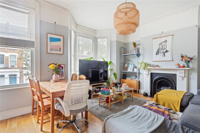 Thumbnail Flat for sale in Kellett Road, London