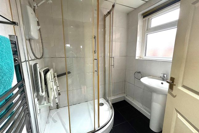 85, Windermere Road, Leigh photo 4