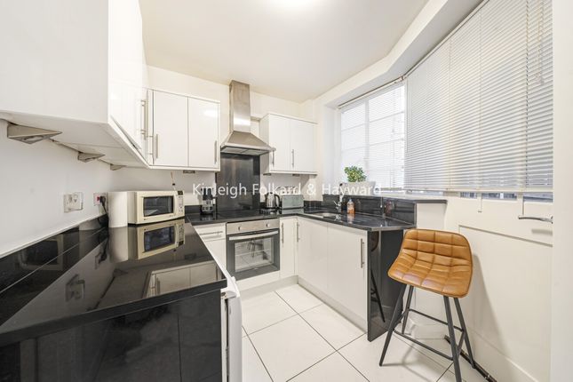 Flat 9 Bracknell Gate,, Frognal Lane, London photo 3