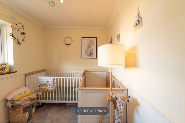 Horsecroft, Banstead photo 3