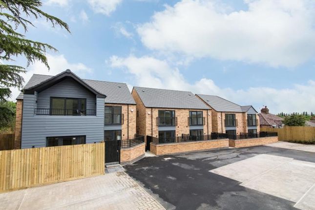 1-bed terraced on 6 Clemency Mews, Nottingham, £975/mo