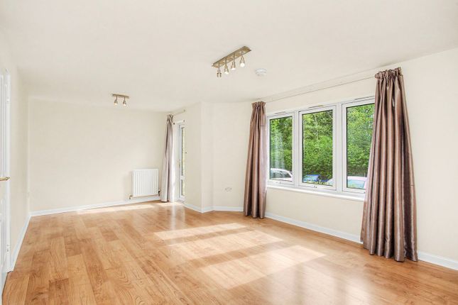 24/1, Greenpark, Edinburgh photo 3