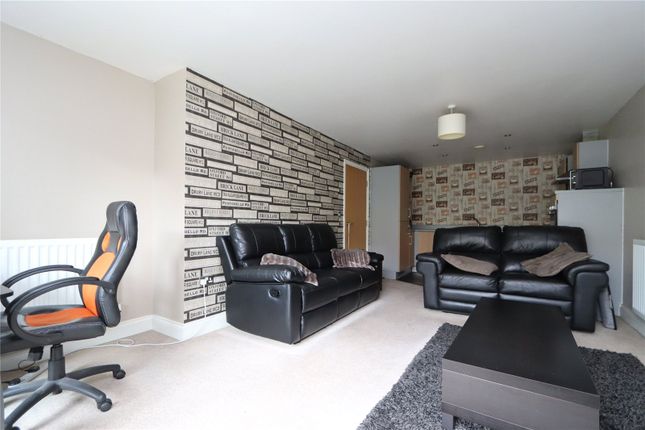 26, Trevithick Court, Wolverton photo 4