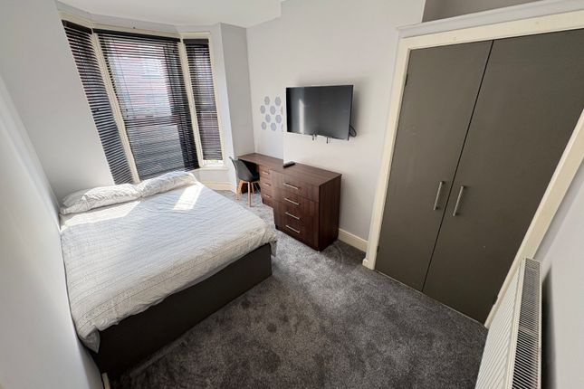 43, Thornville Road, Leeds photo 2
