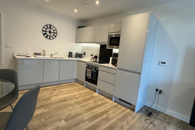 Flat 30, Academy Way, Loughton photo 4