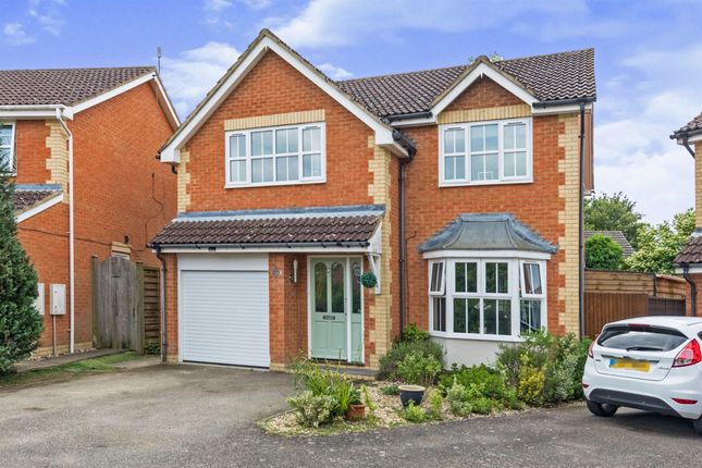 4 bed detached house for sale in Bell Chapel Close, Kingsnorth, Ashford TN23