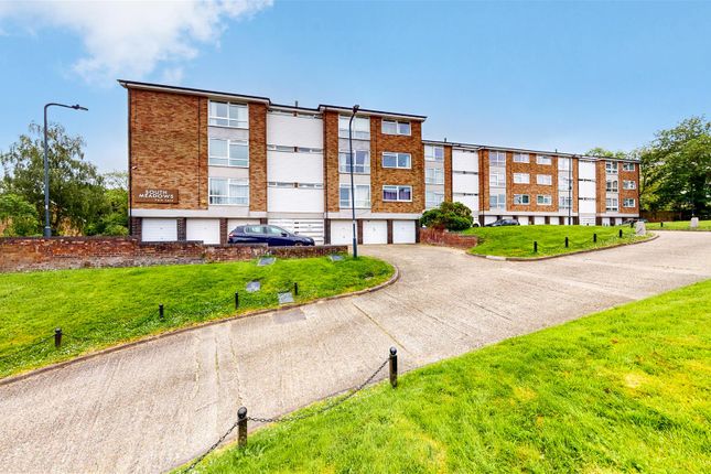 Thumbnail Flat for sale in Park Lane, Wembley, Middlesex